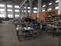 膠水灌裝機(jī)工廠